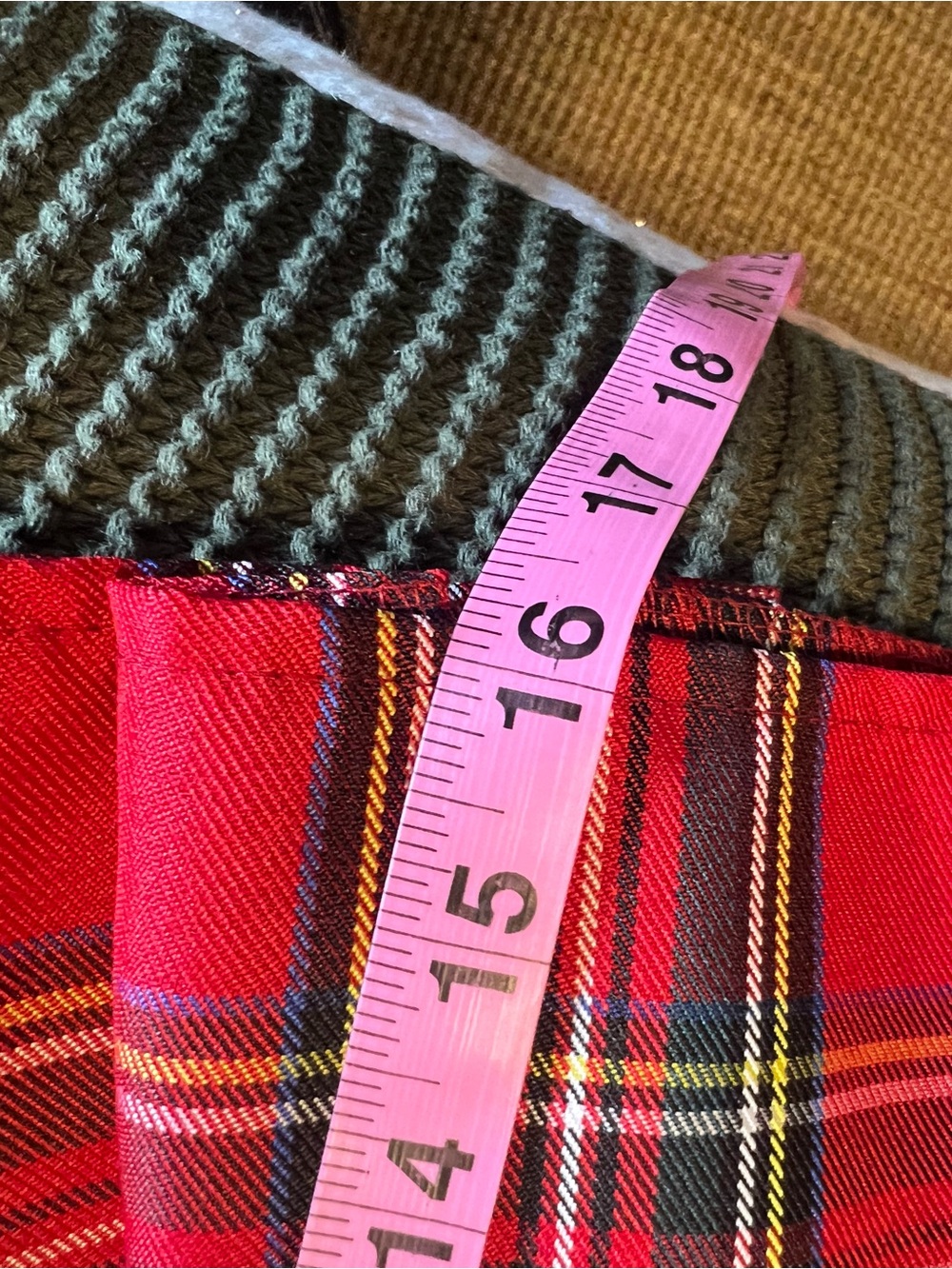 ❤️ Red Plaid Pleated Mini Skirt ❤️  
Size Medium | EUC - Picture 7 of 8